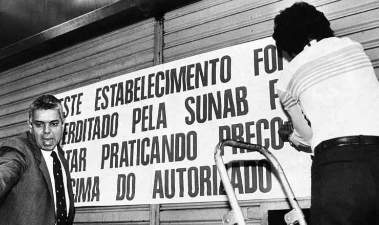  <strong> Estabelecimento fechado pela Sunab</strong> (Superintendência Nacional de Abastecimento) devido a remarcação de preços         