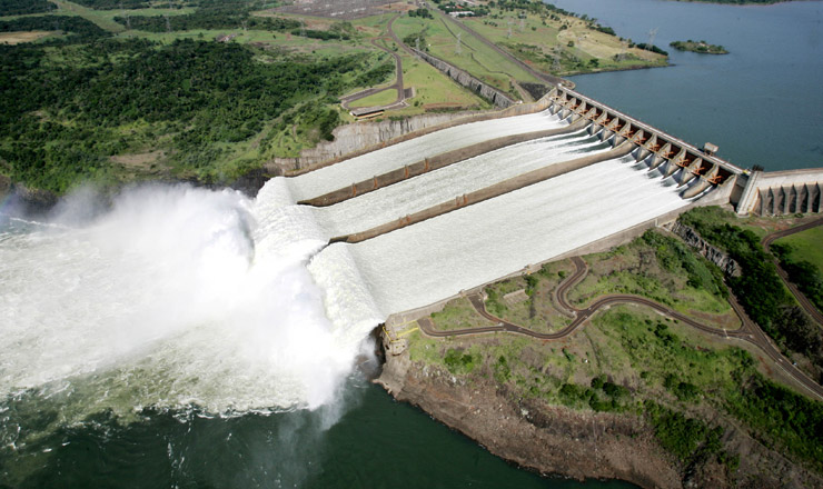  <strong> Revisão do Tratado de Itaipu:</strong>  Brasil pagará duas vezes mais pela energia excedente do Paraguai, em troca do fortalecimento econômico regional       