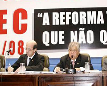 Reforma tributária congela na Câmara