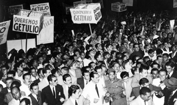  <strong> Rio de Janeiro. Manifestação Queremista</strong> 