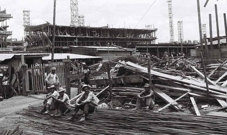  <strong> Canteiro de obras</strong> em superquadra de Brasília