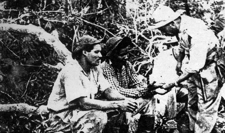  <strong> Colonos da região </strong> do conflito, no norte do Paraná, em 1951