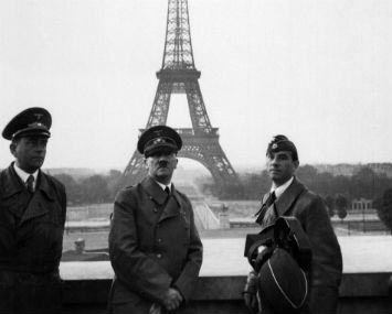 Paris é ocupada por tropas nazistas