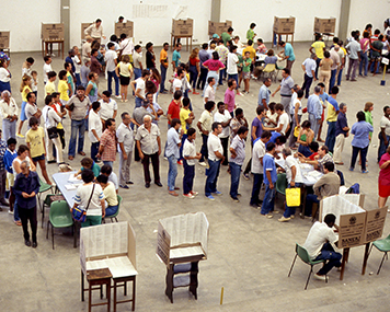 Eleitores resgatam a festa democrática