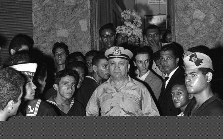  <strong> Almirante Cândido Aragão </strong> durante a crise militar que depôs João Goulart 