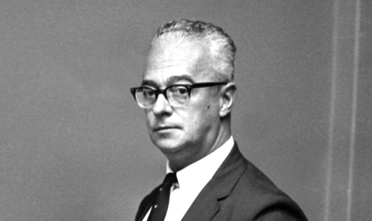  <strong> O jornalista</strong> Antônio Callado, autor de "Quarup"         