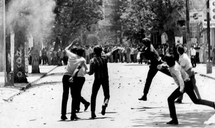  <strong> A Batalha da Maria Antonia, </strong> no centro de São Paulo, contrapôs estudantes da USP e do Mackenzie, em outubro de 1968 
