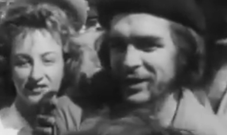  Na Confer&ecirc;ncia de Punta del Leste, Uruguai, Che Guevara se encontrou com Leonel Brizola. Trecho do document&aacute;rio &quot;Brizola: Tempos de Luta&quot; (2007), de Tabajara Ruas
