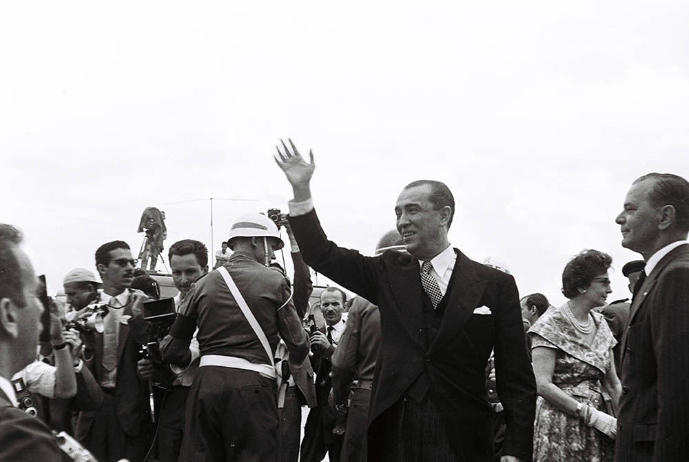Presidente Juscelino Kubitschek na Inauguração de Brasília. 21/04/1960. Arquivo Público do Distrito Federal.