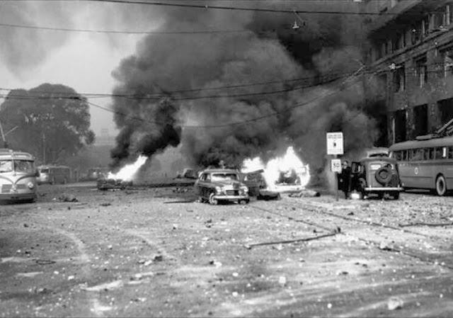 Pouco antes do golpe que derrubou Perón, os militares chegaram a bombardear a Praça de Maio