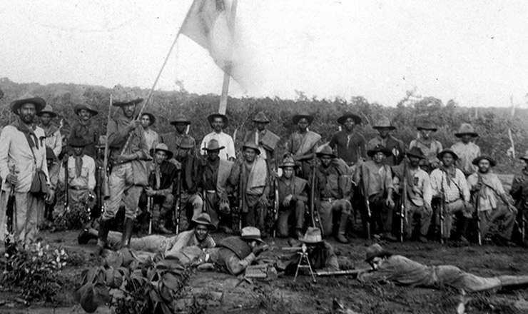  <strong> Destacamento gaúcho a caminho de São Paulo</strong> para enfrentar eventual resistência do governo federal