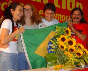 Dissidentes são expulsos do PT