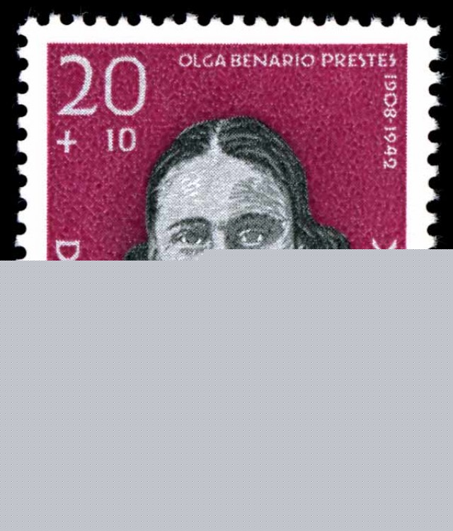   Olga Ben&aacute;rio Prestes , em selo da Alemanha Oriental em homenagem &agrave;s mulheres do campo de concentra&ccedil;&atilde;o de Ravensbruck. O selo foi lan&ccedil;ado em 1959, mesmo ano em que Prestes visitou o campo de concentra&ccedil;&atilde;o