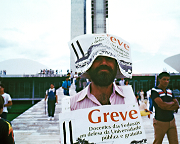 Funcionalismo adere às greves