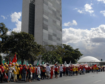 Sai o piso nacional para os professores