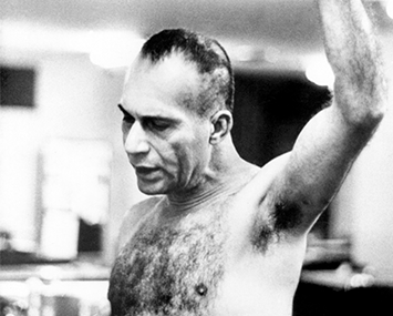 Carlos Marighella resiste à prisão