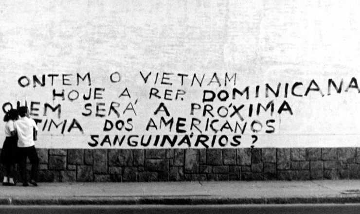  <strong> Protesto no Brasil</strong> contra intervenção dos EUA na República Dominicana