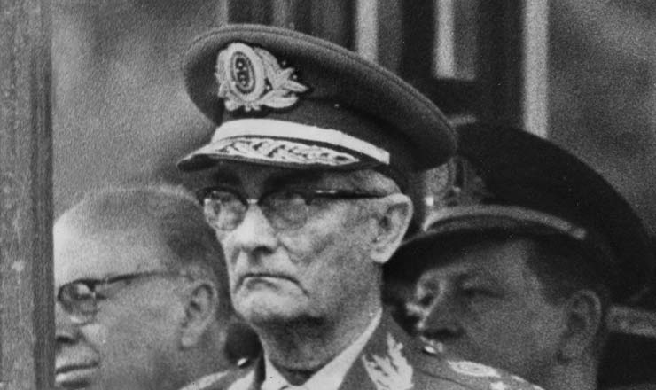  <strong> General Orlando Geisel,</strong> ministro do Exército e criador do órgão de repressão militar