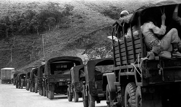  <strong> Deslocamento de tropas </strong> militares durante o golpe militar de 1° de abril de 1964
