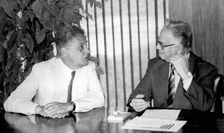  <strong> Fernando Henrique Cardoso,</strong> ministro da Fazenda, e o presidente Itamar Franco, em Brasília