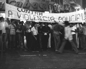 LGBT e prostitutas denunciam violência