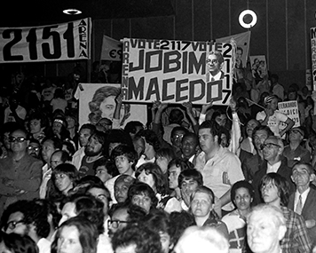 Eleição silenciada dá vitória à Arena